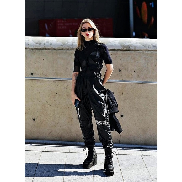 Converse Women's Chuck Taylor High Top Leather Platform Color Block Boots - Picture 13 of 13